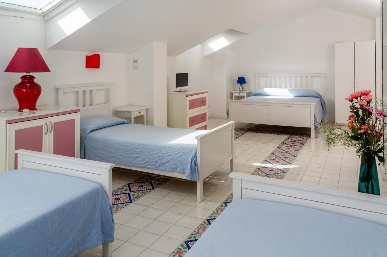 La Belle Vie B&B Санта-Марія-ді-Кастеллабате Екстер'єр фото