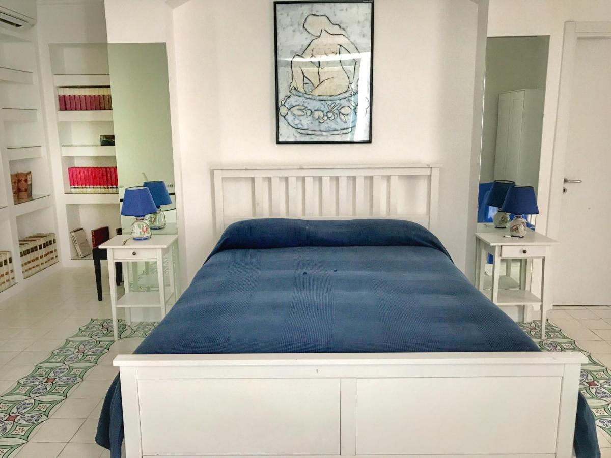 La Belle Vie B&B Санта-Марія-ді-Кастеллабате Екстер'єр фото